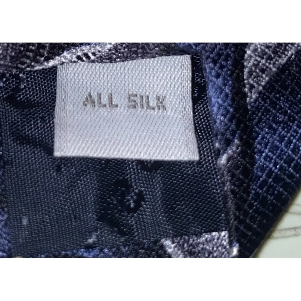 Vintage Pierre Cardin Men's Designer‎ necktie 100% Silk Tie Blue&Silver 58